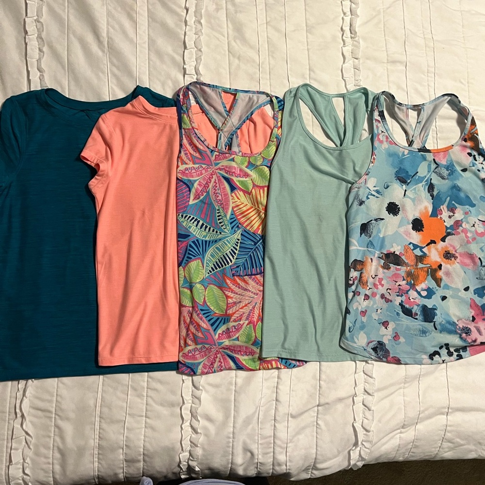 Girls size 7/8 activewear material tops (t-shirts and tank tops)